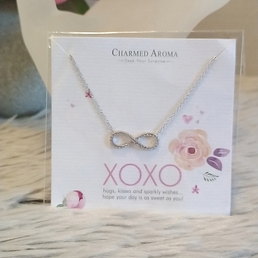 2/$30💕 BNWT Charmed Aroma Adjustable Sterling Silver Necklace
